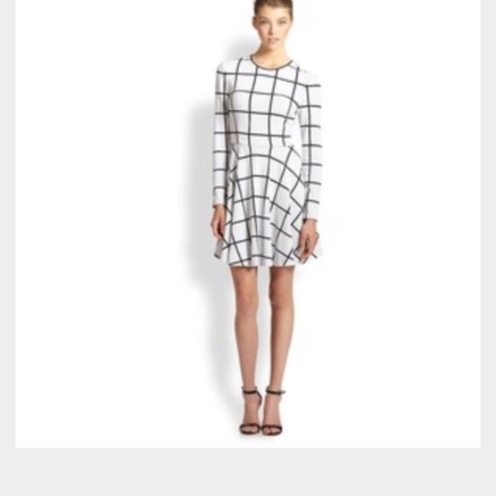 Ali Ro window panel dress - Picture 3 of 8